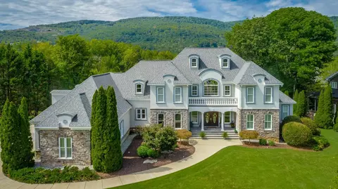 629 Magnolia Vale Dr, Chattanooga, TN 37419