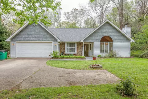 704 Gleason Terrace Ct, Chattanooga, TN 37412