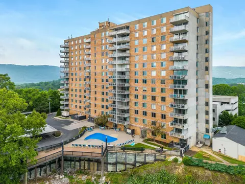 1131 Stringers Ridge Rd #1P, Chattanooga, TN 37405