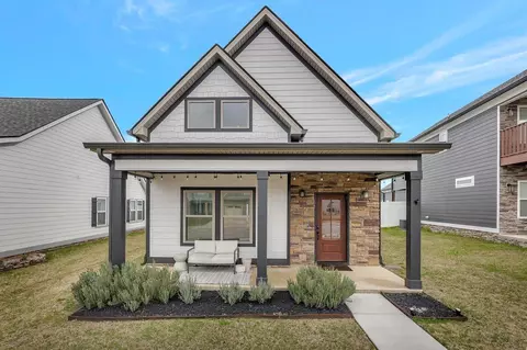 193 Tuscany Village Dr, Ringgold, GA 30736