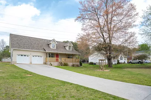 1458 Dustin Dr, Dalton, GA 30720