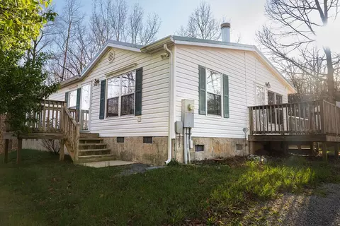 815 Shadowland Dr, Graysville, TN 37338