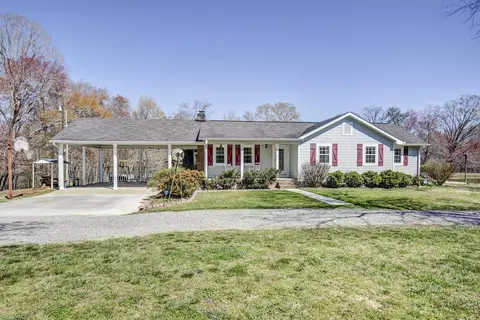 684 Phillips Hollow Rd, Chickamauga, GA 30707