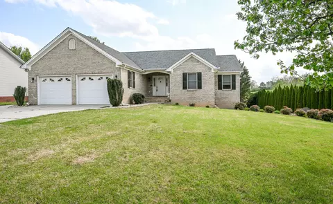 202 Mulberry Ln NE, Cleveland, TN 37312