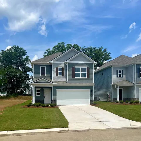 8833 Meadowvale Ct, Ooltewah, TN 37363