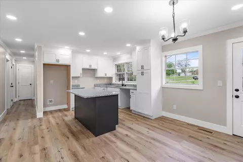 Entry Way - 890 Shellmound Rd, Jasper, TN 37347 photo 1 of 1