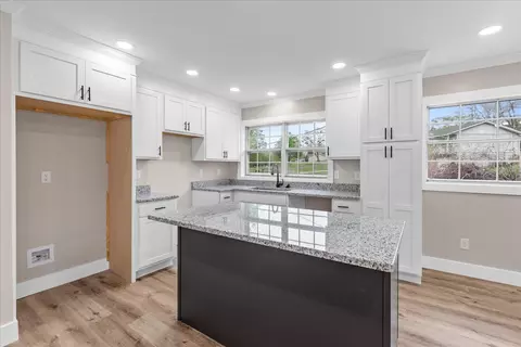 Kitchen - 890 Shellmound Rd, Jasper, TN 37347 photo 1 of 4