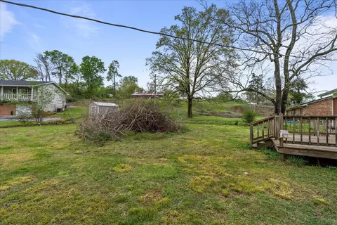 Exterior - 890 Shellmound Rd, Jasper, TN 37347 photo 4 of 9