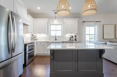 Kitchen - 844 Ferrymans Way, Chattanooga, TN 37419 photo 1 of 13
