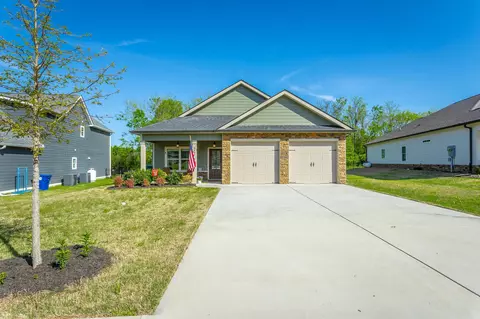 Exterior - 844 Ferrymans Way, Chattanooga, TN 37419 photo 3 of 22