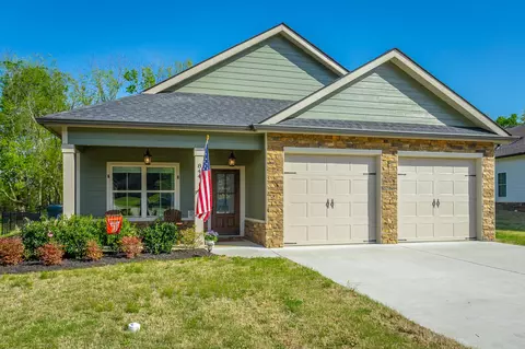 Exterior - 844 Ferrymans Way, Chattanooga, TN 37419 photo 11 of 22