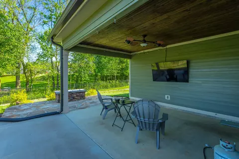 Exterior - 844 Ferrymans Way, Chattanooga, TN 37419 photo 13 of 22