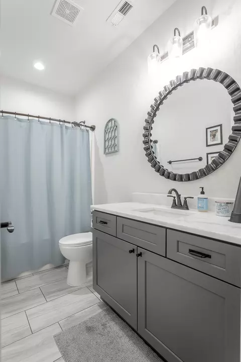 Bath - 844 Ferrymans Way, Chattanooga, TN 37419 photo 1 of 7