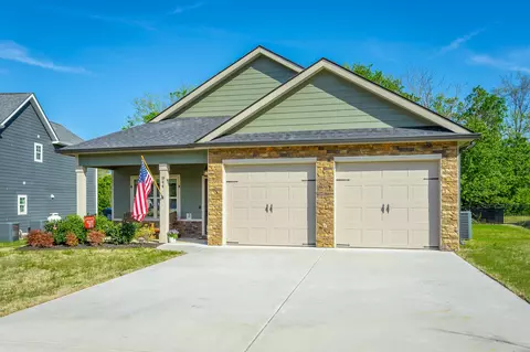 Exterior - 844 Ferrymans Way, Chattanooga, TN 37419 photo 6 of 22