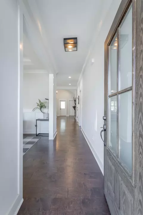 Entry Way - 844 Ferrymans Way, Chattanooga, TN 37419 photo 3 of 6