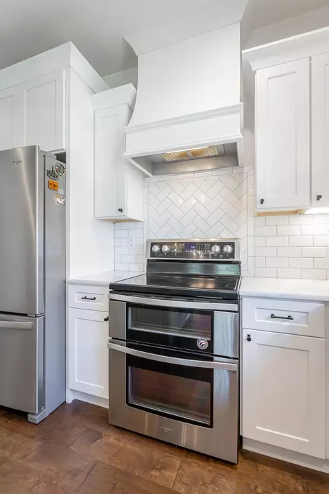 Kitchen - 844 Ferrymans Way, Chattanooga, TN 37419 photo 10 of 13