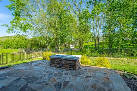 Exterior - 844 Ferrymans Way, Chattanooga, TN 37419 photo 15 of 22