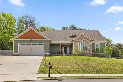 7608 Maplehurst Dr, Ooltewah, TN 37363