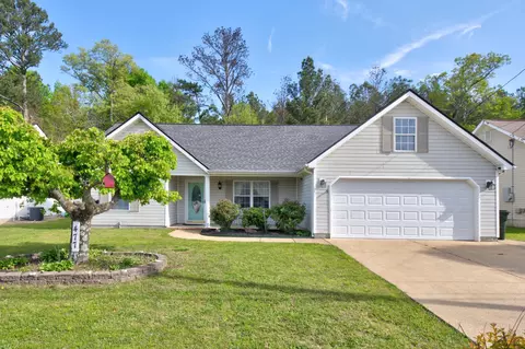 477 Colony Cir, Fort Oglethorpe, GA 30742