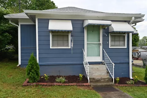 105 Elm St, Rossville, GA 30741