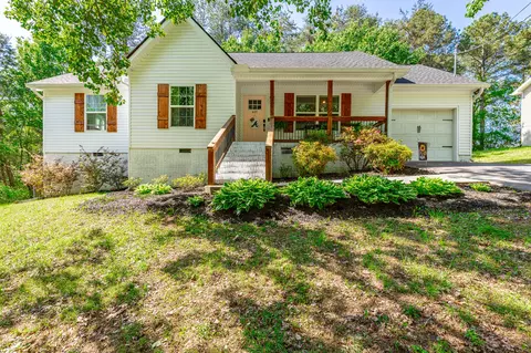 605 Gregory Ln, Lafayette, GA 30728