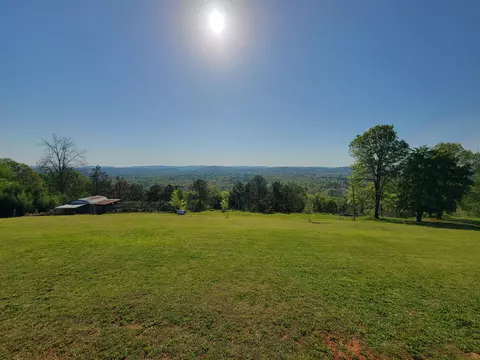 150 W Highland Dr, Ringgold, GA 30736