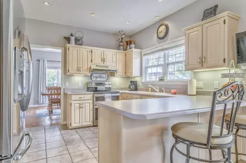 Kitchen - 407 Bethany Dr, Dalton, GA 30721 photo 1 of 6