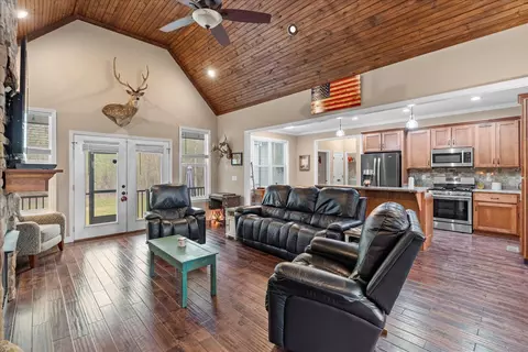 155 Mossy Oak Dr, Sequatchie, TN 37374 photo 10