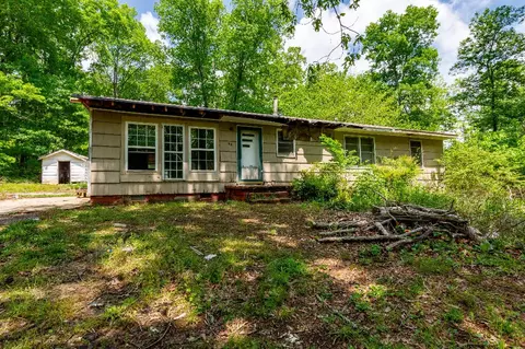 68 Bronco Rd, Lafayette, GA 30728