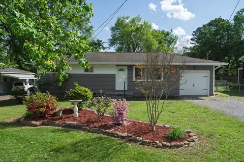 5330 Spriggs St, Chattanooga, TN 37412