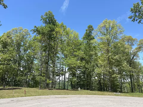 460 Volunteer St #JF-362, Jasper, TN 37347