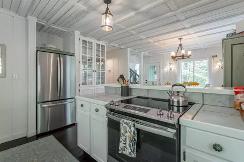 Kitchen - 145 River Bend Dr, Ocoee, TN 37361 photo 5 of 5