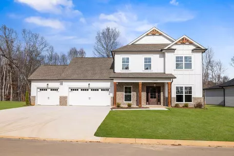 11697 Herons Haven Dr #96, Soddy Daisy, TN 37379