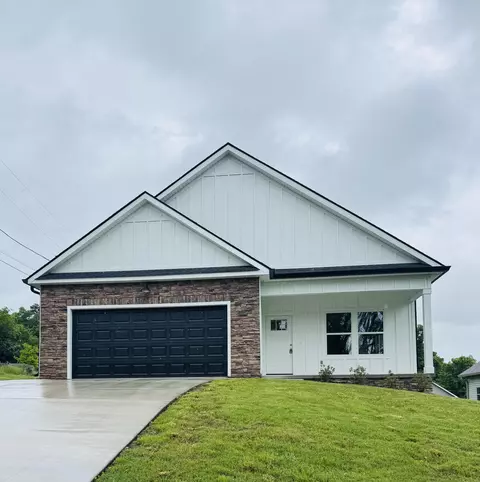 100 Campbell St, Rossville, GA 30741