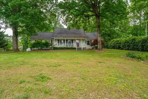 2011 Lelia Dr NW, Dalton, GA 30721