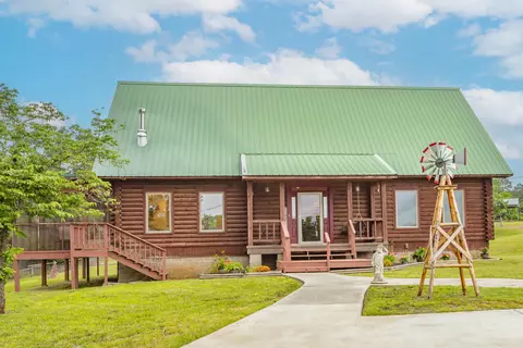 1854 Kensington Rd, Chickamauga, GA 30707