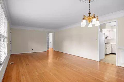 Living - 6927 Jesse Conner Rd, Chattanooga, TN 37421 photo 1 of 1
