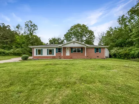 1665 Keys Rd, Tunnel Hill, GA 30755