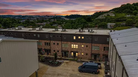 895 Cherokee Blvd #107, Chattanooga, TN 37405