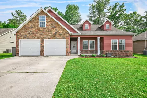 392 Franklin Cir, Fort Oglethorpe, GA 30742
