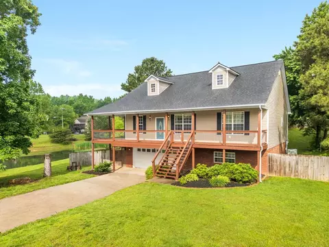 385 Farmway Dr SE, Cleveland, TN 37323