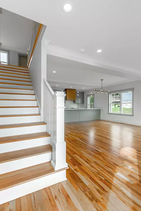 Entry Way - 242 Cascade Dr, Rossville, GA 30741 photo 2 of 5