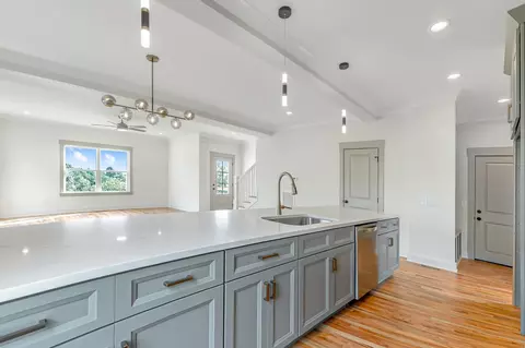 Kitchen - 242 Cascade Dr, Rossville, GA 30741 photo 8 of 11