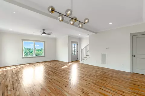 Living - 242 Cascade Dr, Rossville, GA 30741 photo 6 of 6