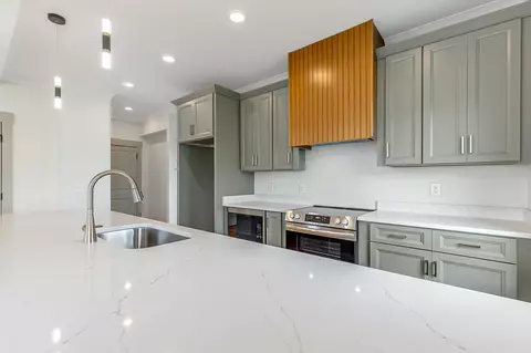 Kitchen - 242 Cascade Dr, Rossville, GA 30741 photo 1 of 11