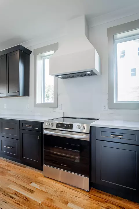 Kitchen - 256 Cascade Dr, Rossville, GA 30741 photo 10 of 10