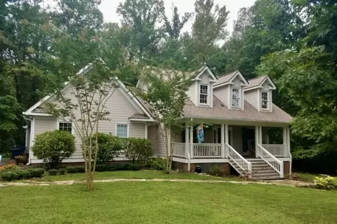 5209 Sawyer Rd, Signal Mountain, TN 37377