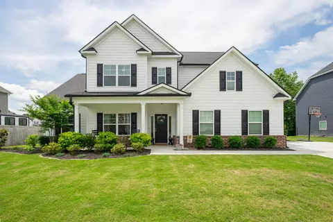 7382 Hollyhock Ln, Ooltewah, TN 37363