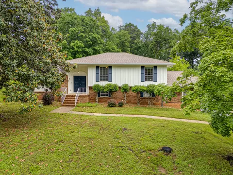 8614 Clearwood Rd, Chattanooga, TN 37421