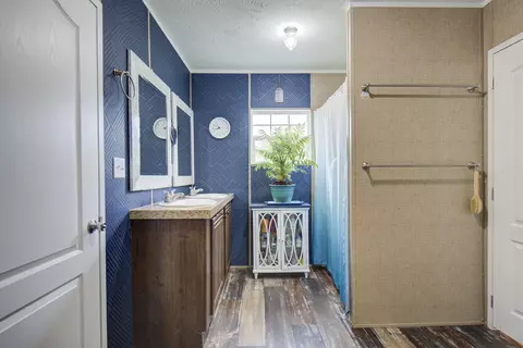 Entry Way - 452 Davenport Rd, Resaca, GA 30735 photo 2 of 3